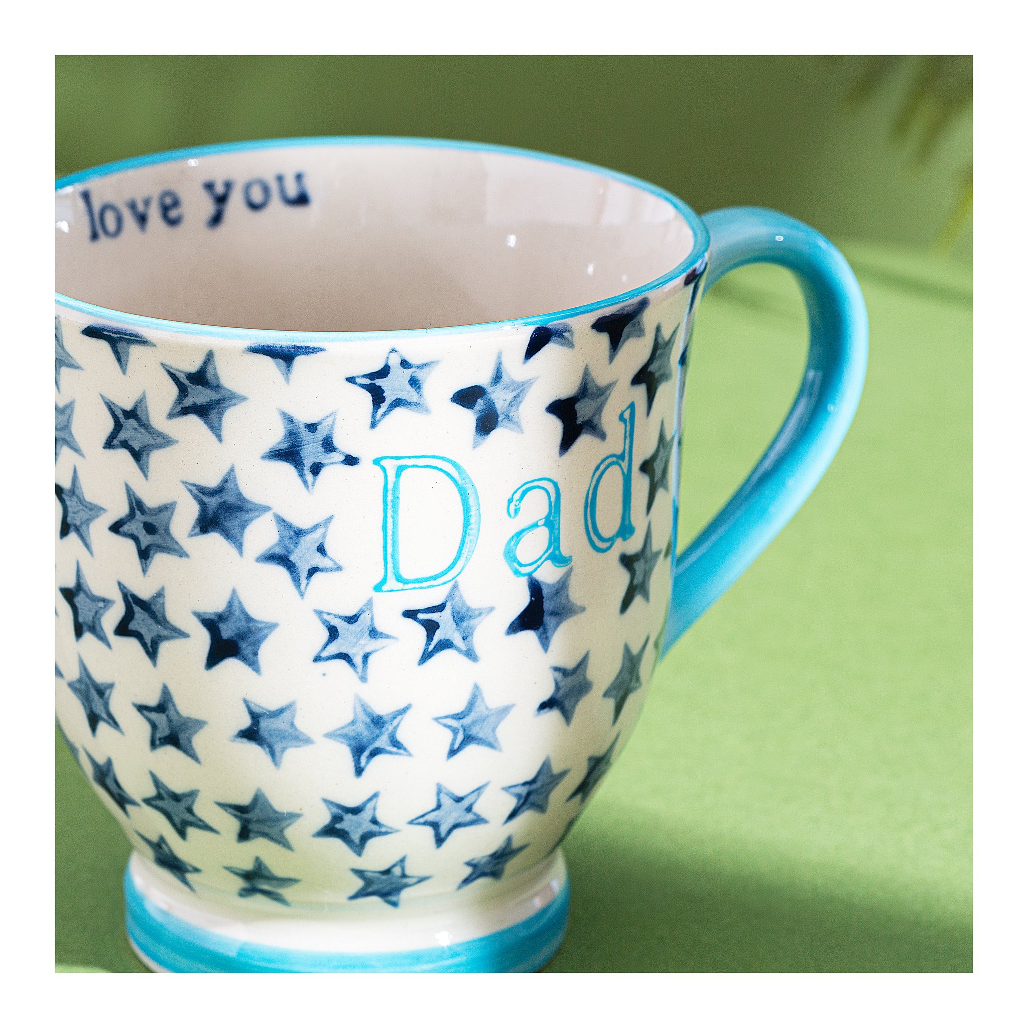 Love You Dad Tasse Nahaufnahme mit Schriftzug Dad