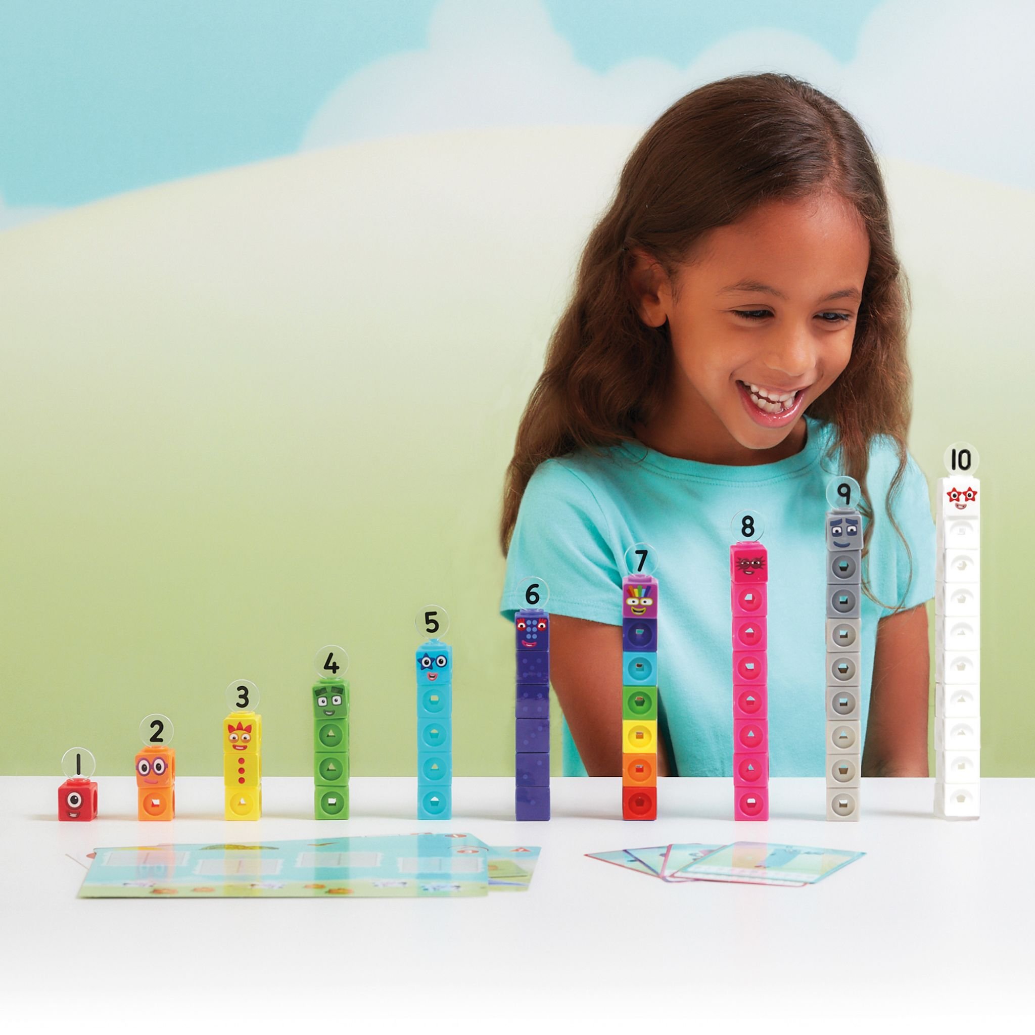 MathLink Cubes Numberblocks 1-10 Aktivitätsset – Mädchen mit Numberblocks-Treppe
