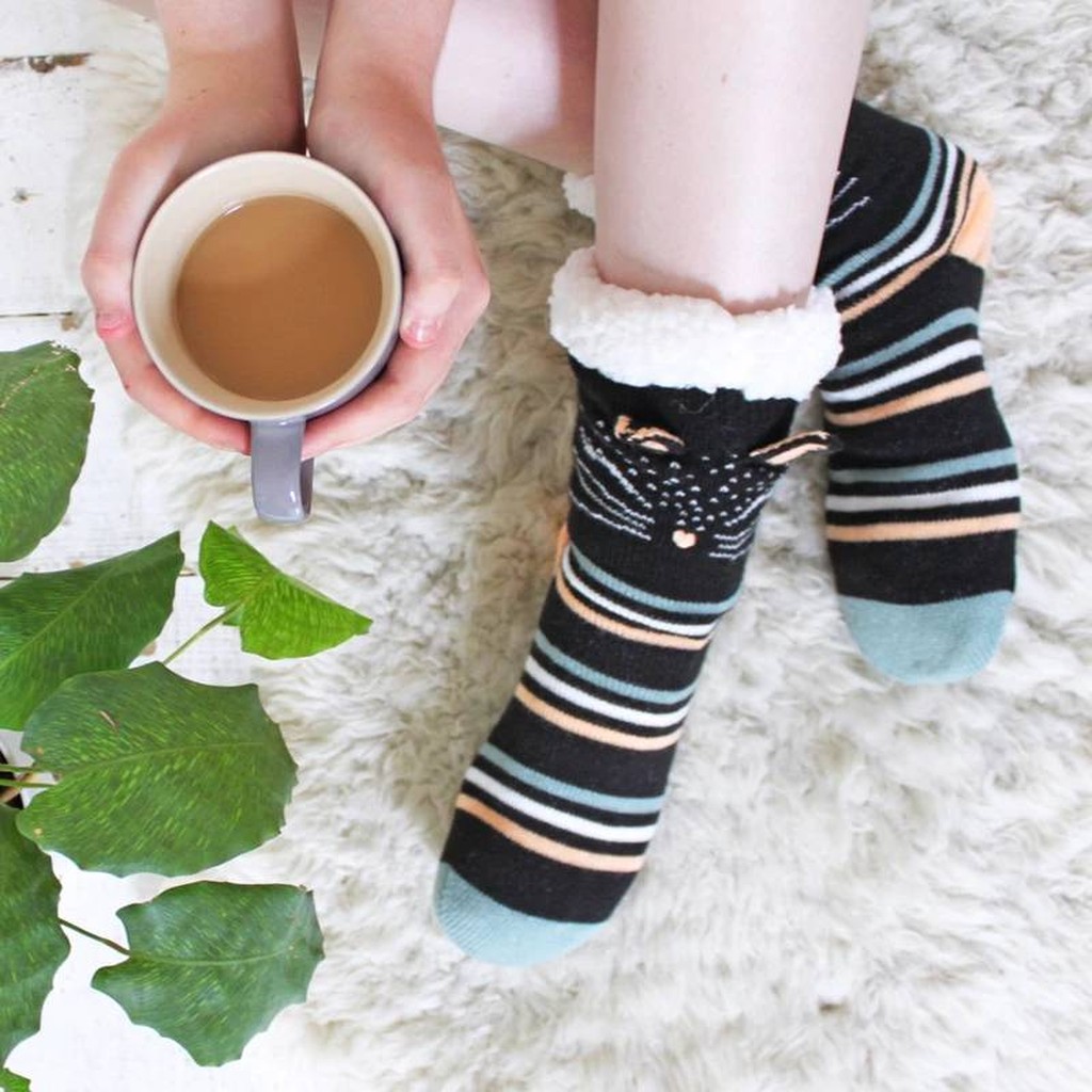 Feline Slipper Socken von House of Disaster
