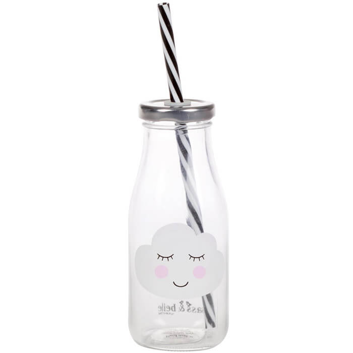 Milchflasche mit Strohhalm Wolke