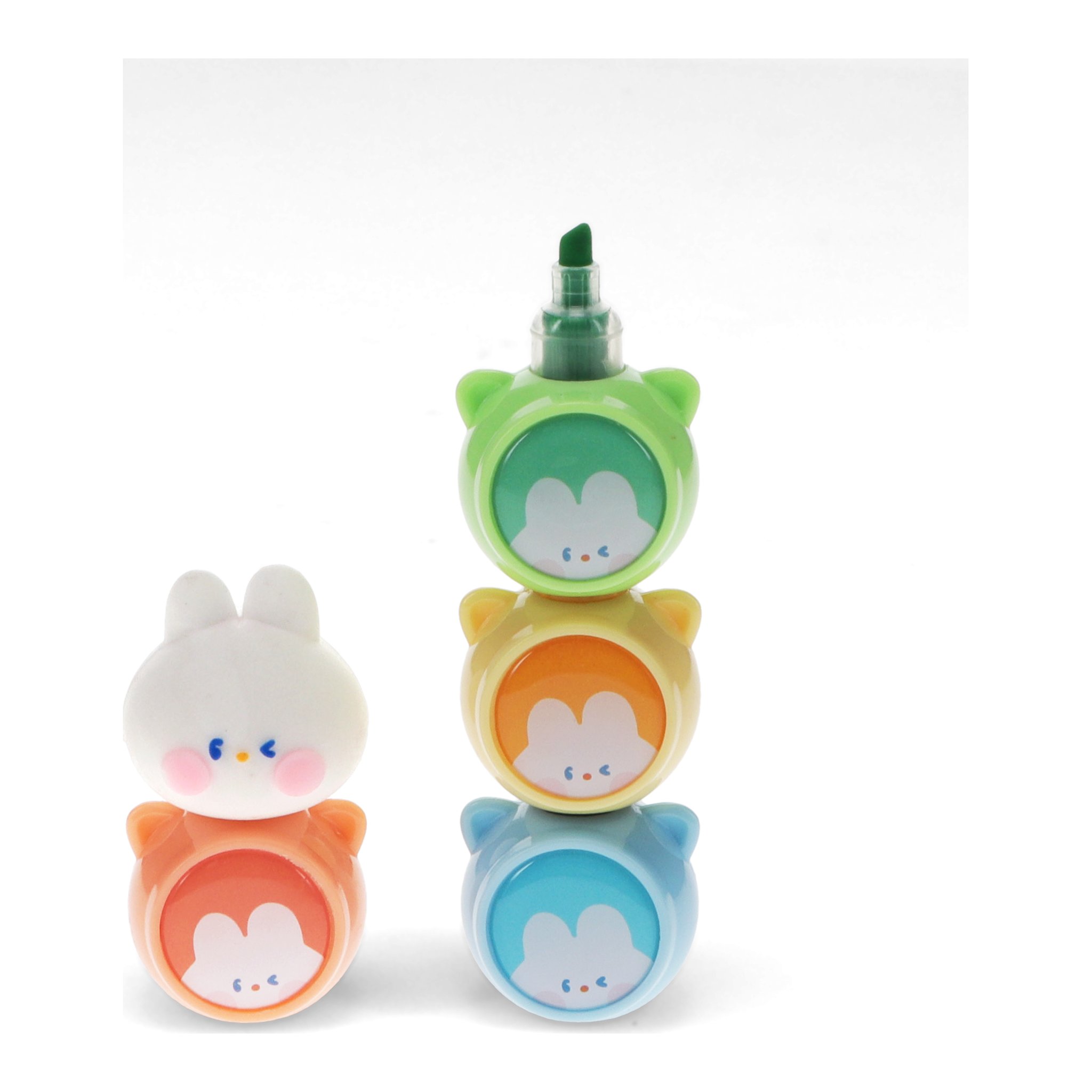 Surligneurs lapin partiellement empilés : tour de trois et deux séparés