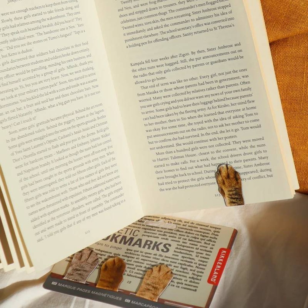 Lesezeichen Katzenpfoten von Kikkerland