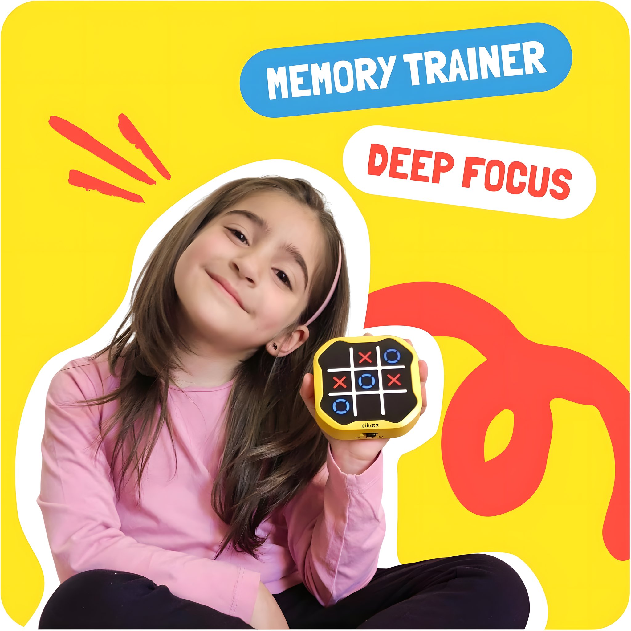 Mädchen hält die Tic Tac Toe Konsole im Memory-Modus