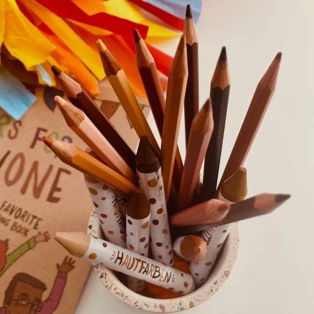 12 Skin Tone Coloured Pencils