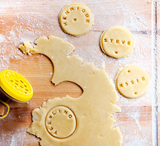 Personalisierbarer Keksstempel von suck uk