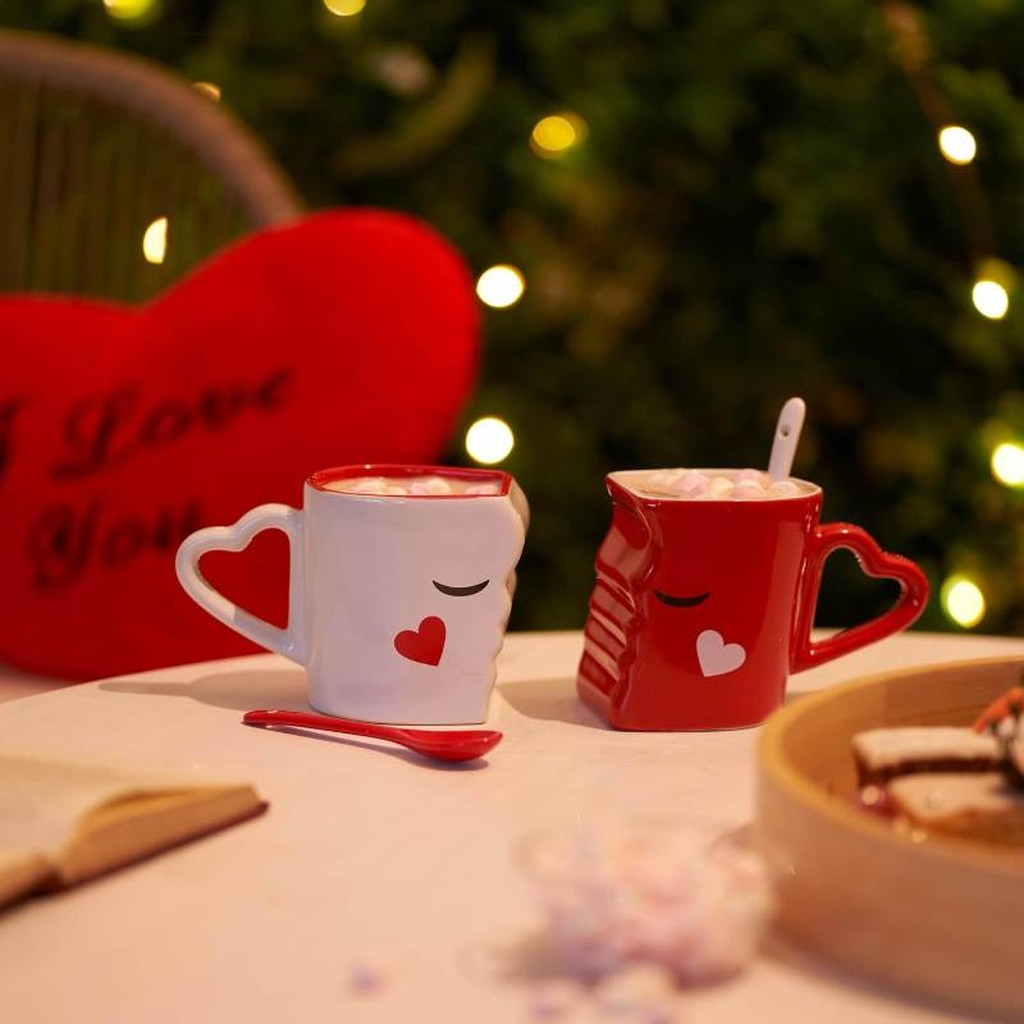 Kissing Tassen Set