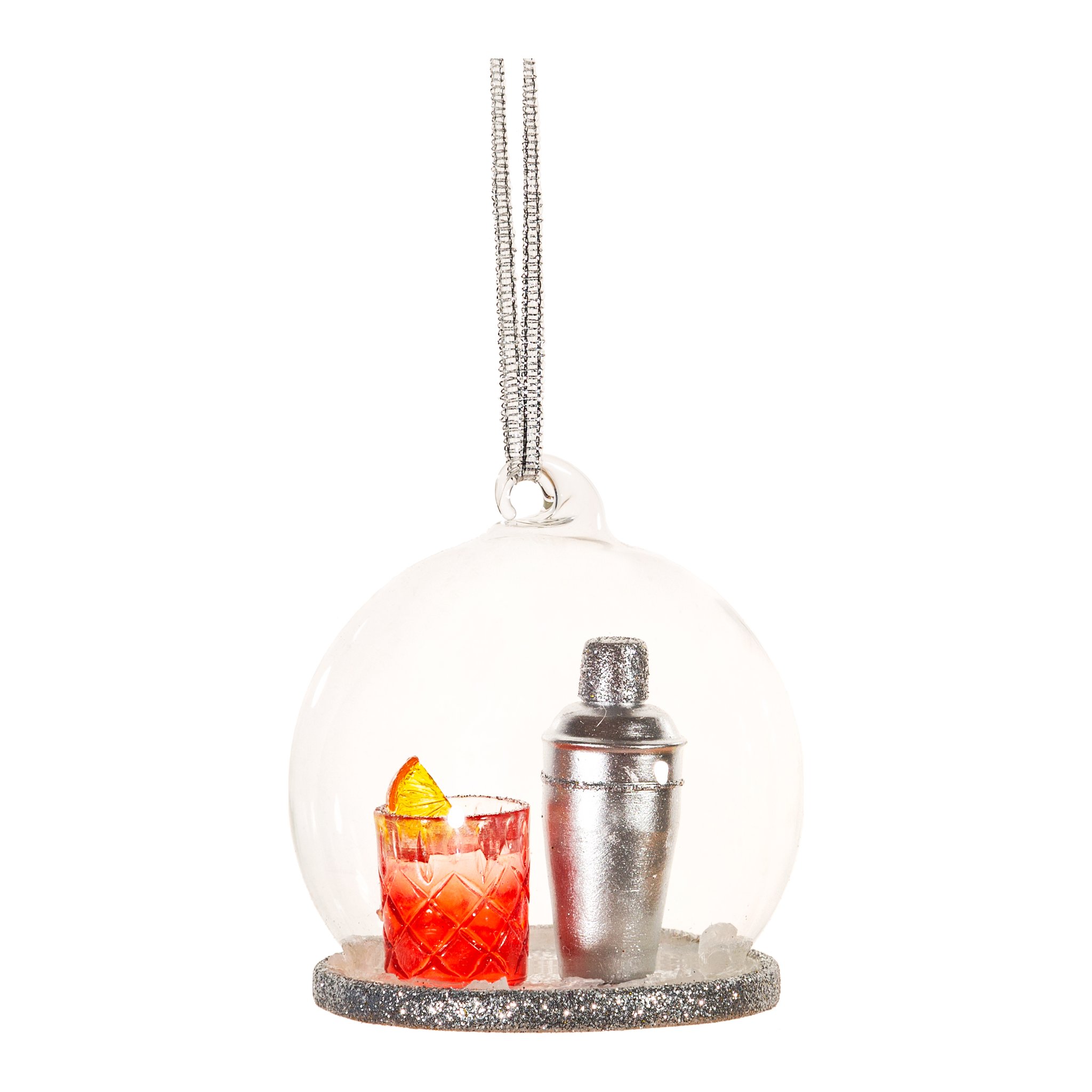 Boule de Noël cocktail Negroni Sass & Belle, dôme en verre avec verre à cocktail et shaker sur socle pailleté, détourée