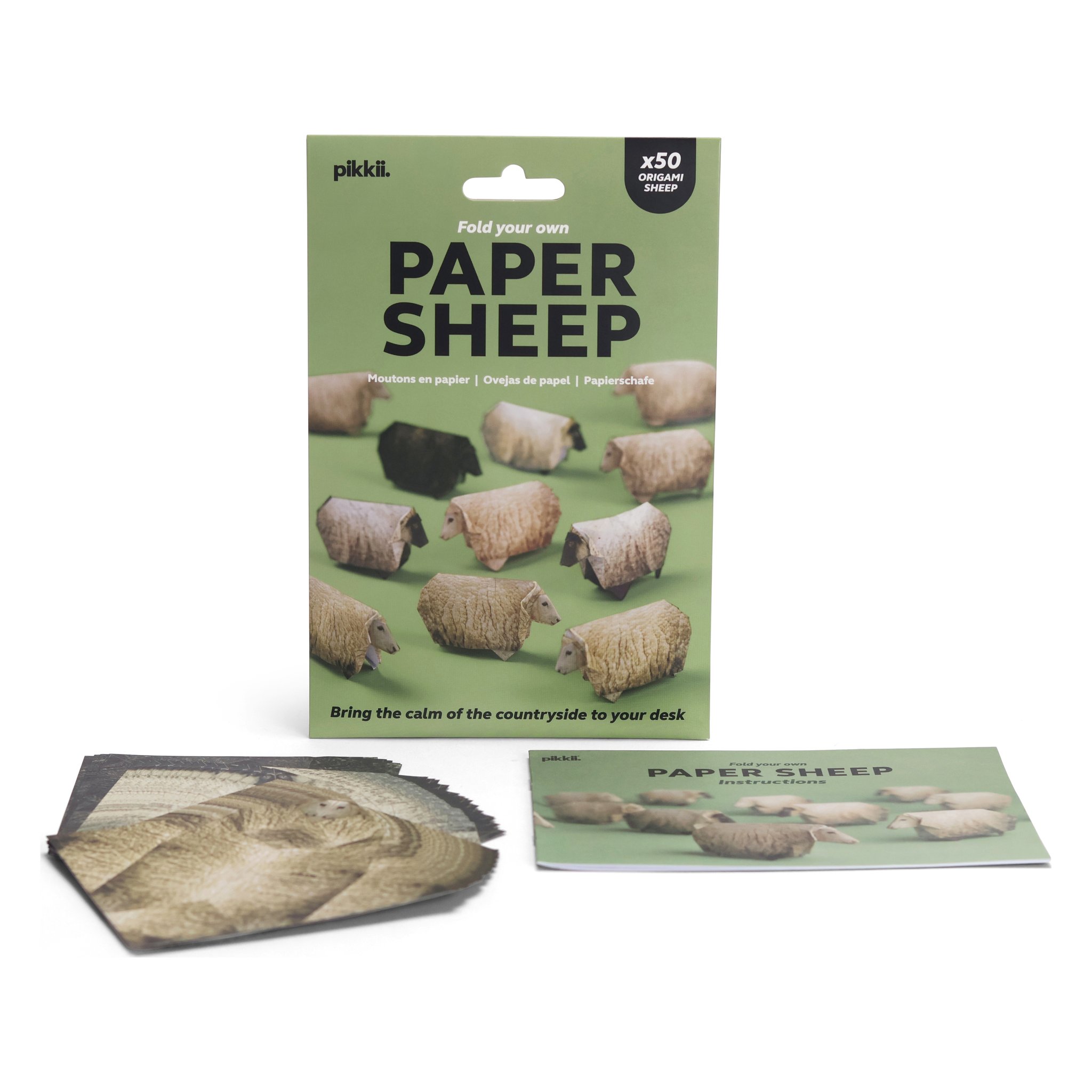 Paper Sheep origami set – contents with folding sheets and instructions