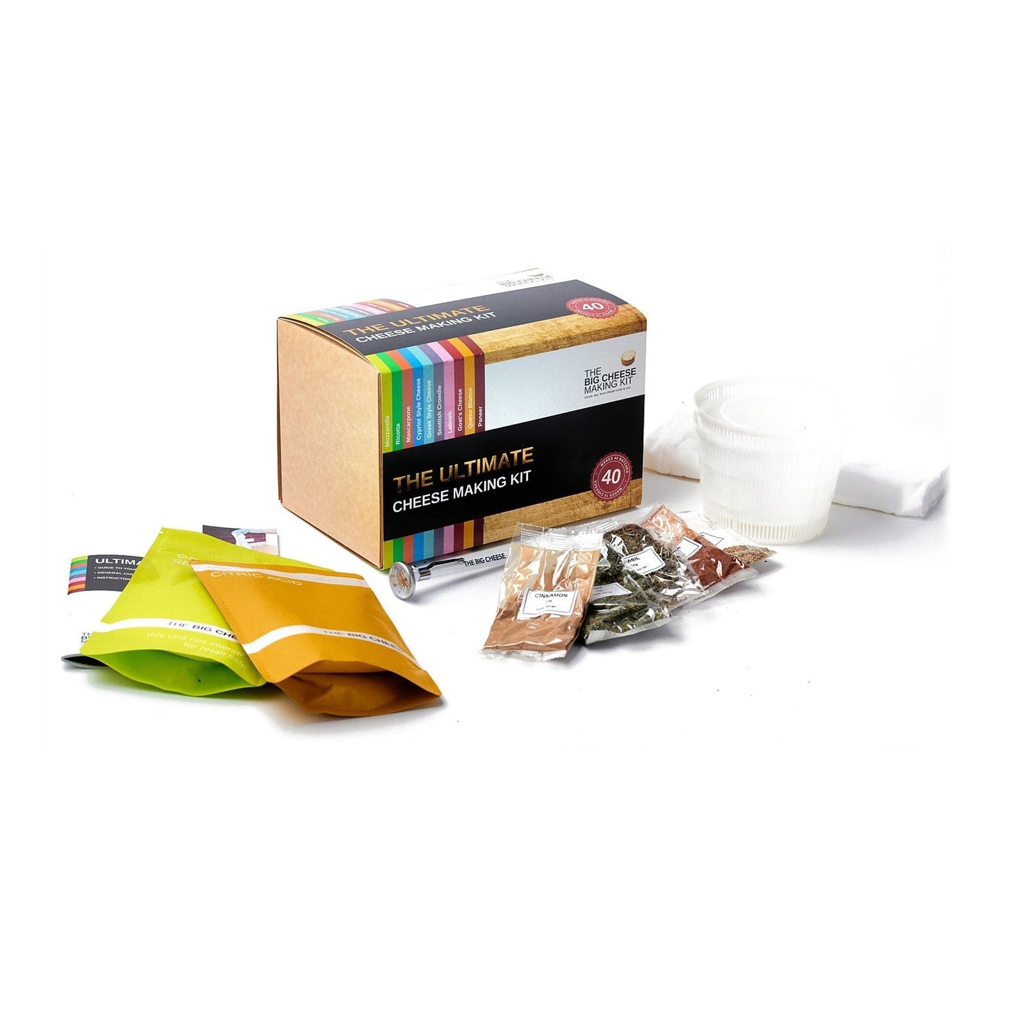 Inhalt des Käse-Sets: Zitronensäure, Meersalz, Gewürze, Thermometer, Käseformen und Käsetuch