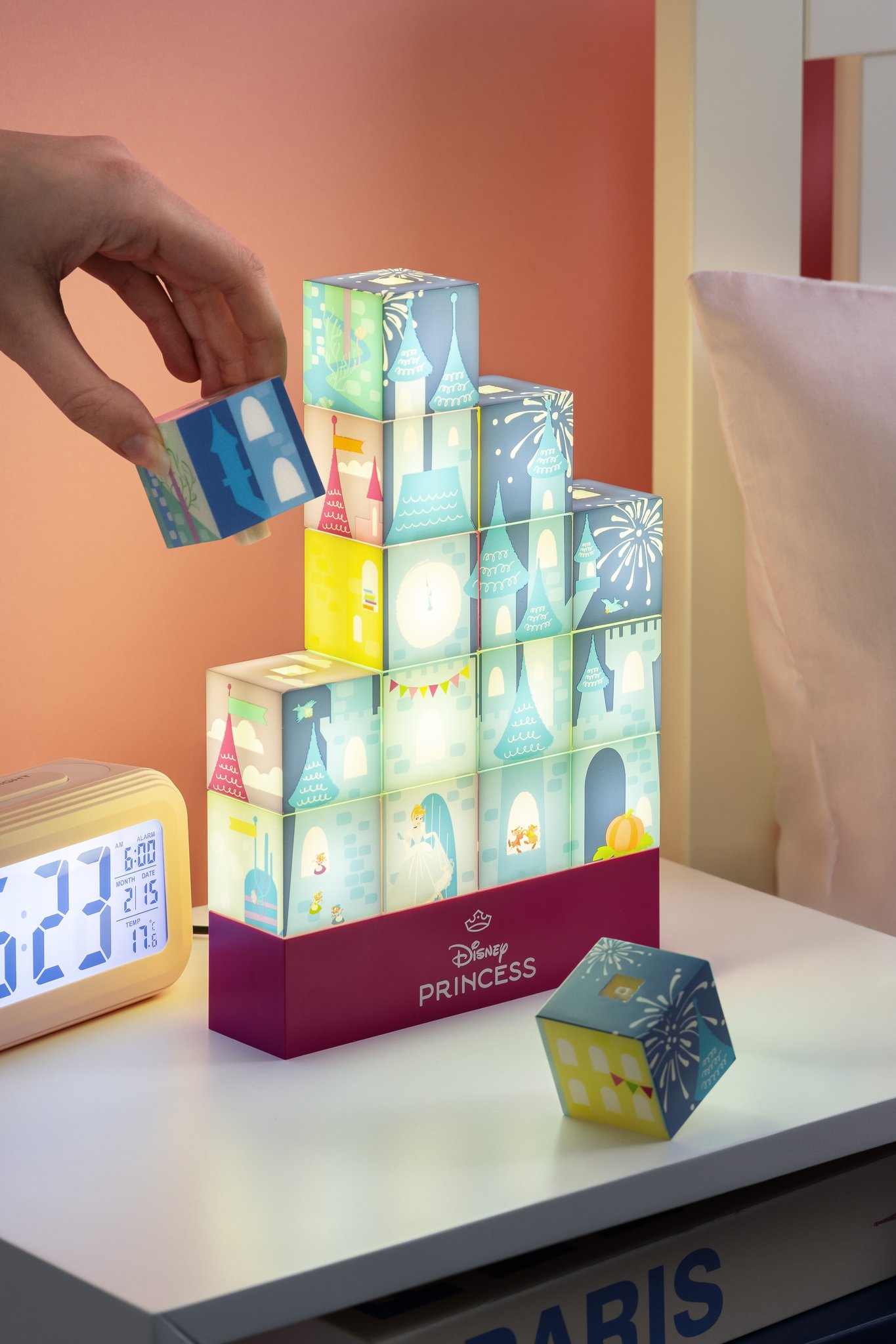 Disney Schloss Schmuckhalter von Paladone – Detailansicht