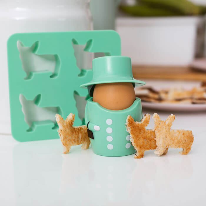 Queen Egg Cup & Cutter Set