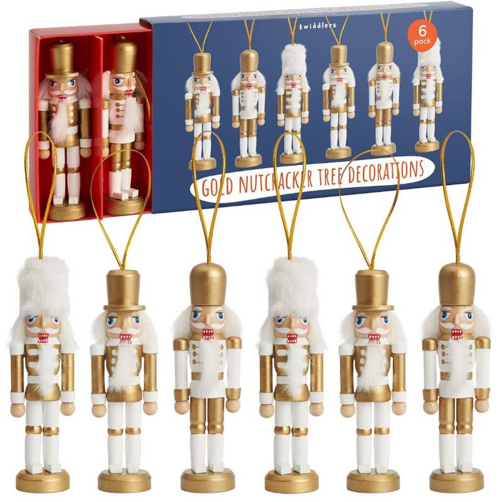 6 goldene Weihnachtsornamente aus Holz in Form eines Nussknackers in Soldatenform