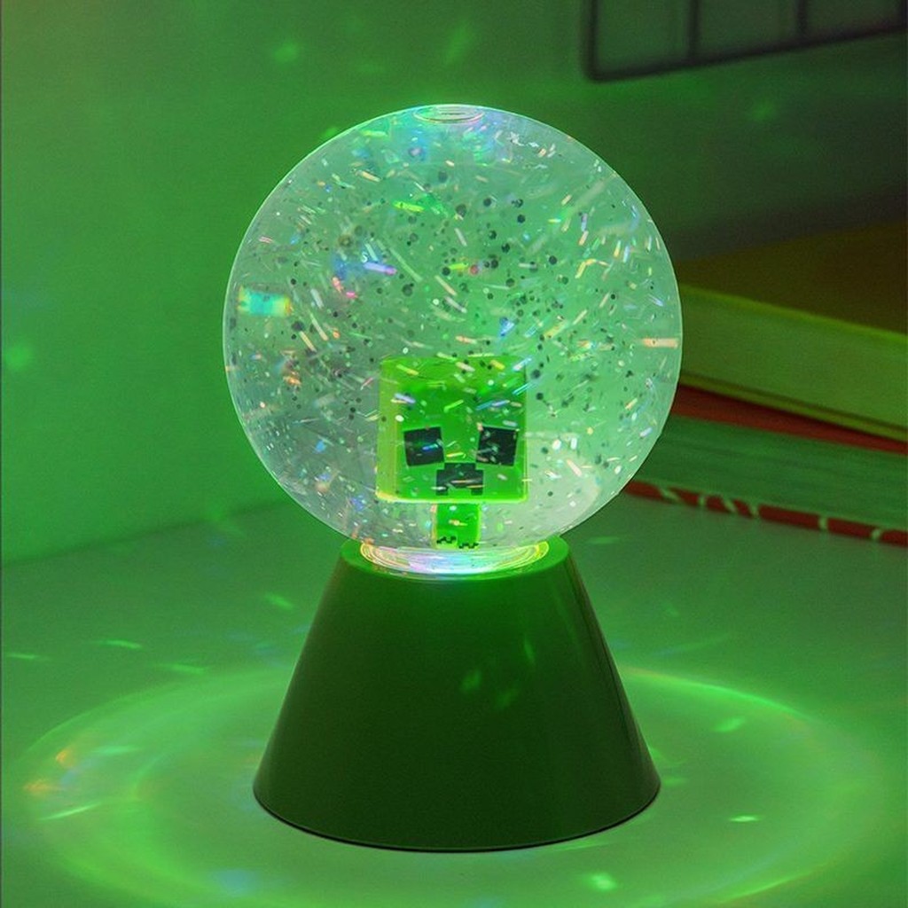 Minecraft Creeper LED Glitzer-Schneekugel