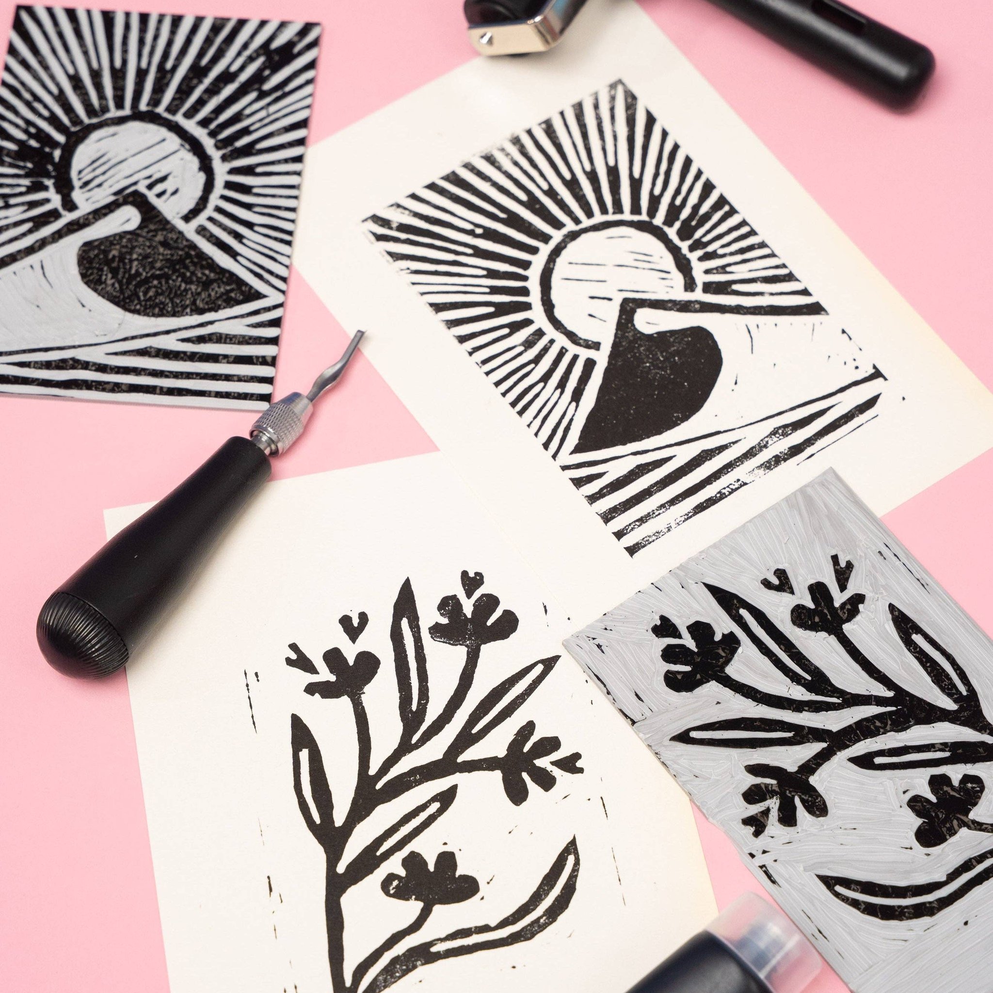 Box fai da te per linoleografia Stitchly – stampe su linoleum con motivi sole e rami