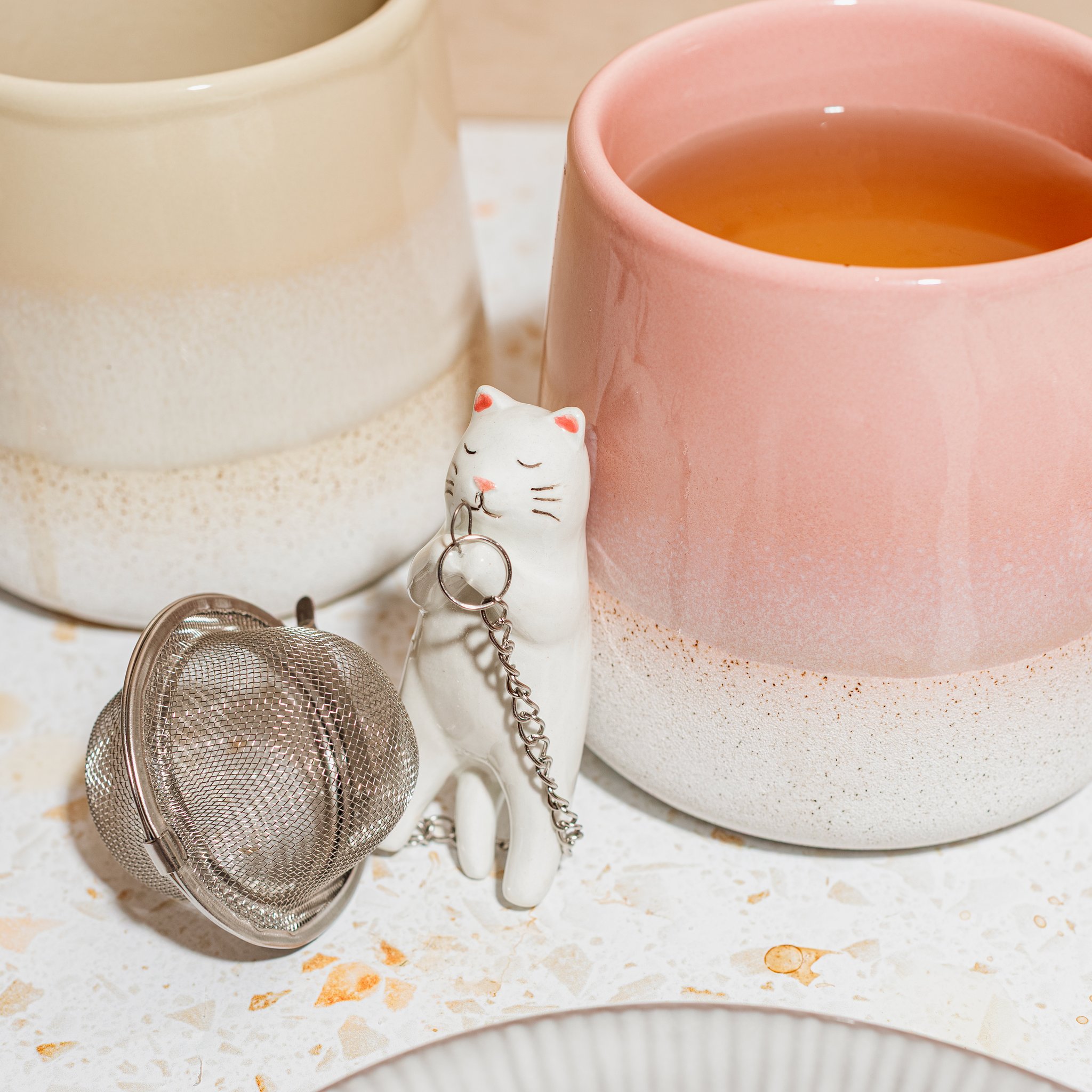 Infusore per tè con ciondolo gatto in acciaio – appeso a una tazza da tè