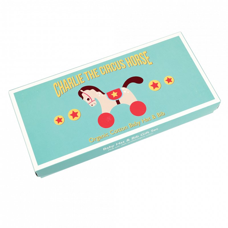 Ensemble bavoir et bonnet de Rex London – vue detaillee