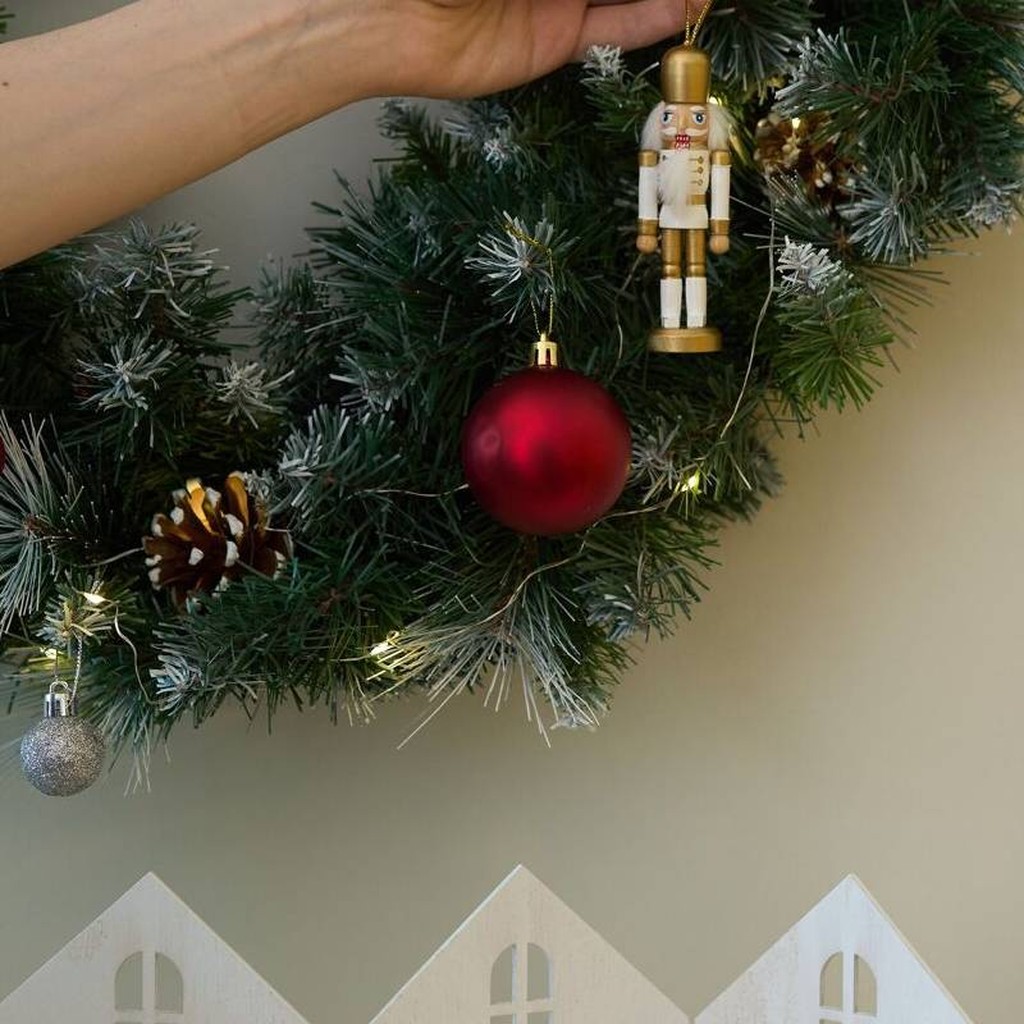 6 Goldene Mini-Nussknacker