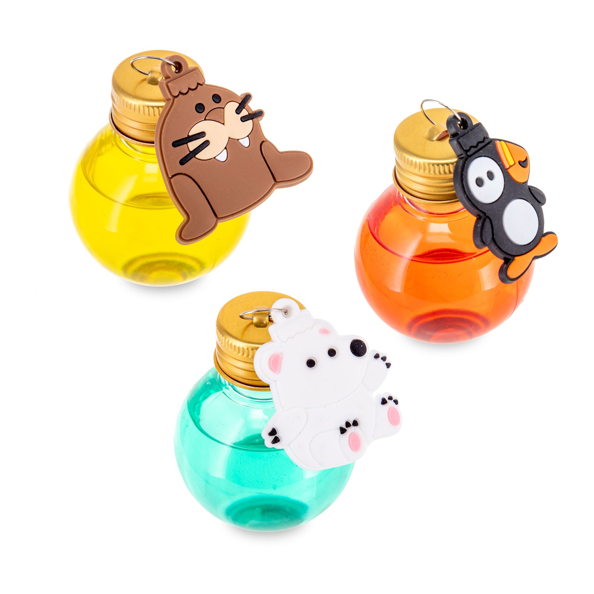 Drei Schaumbad-Kugeln mit Pinguin, Eisbär und Robbe als Anhänger