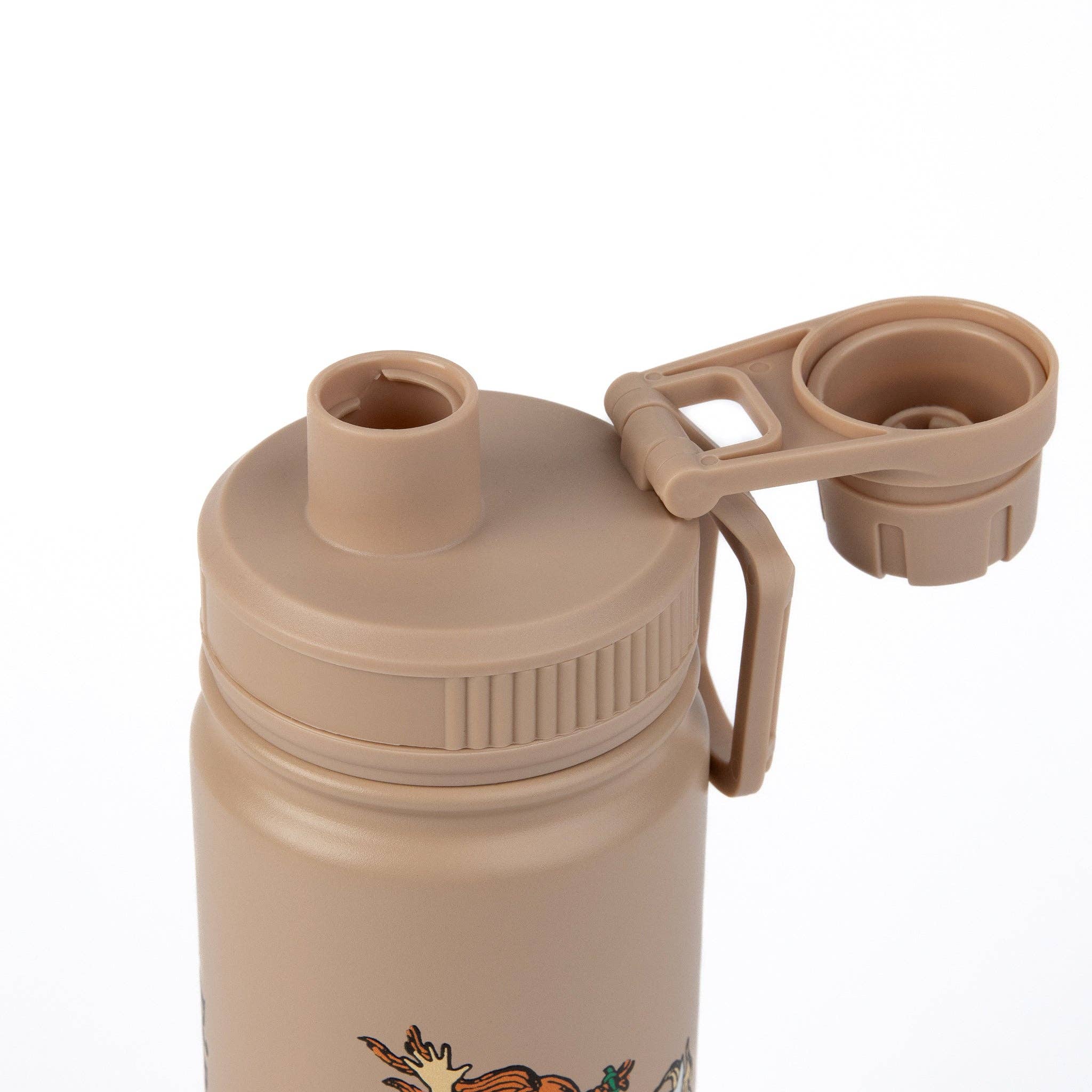 Open drinking cap on the lid of the Pippi thermal bottle