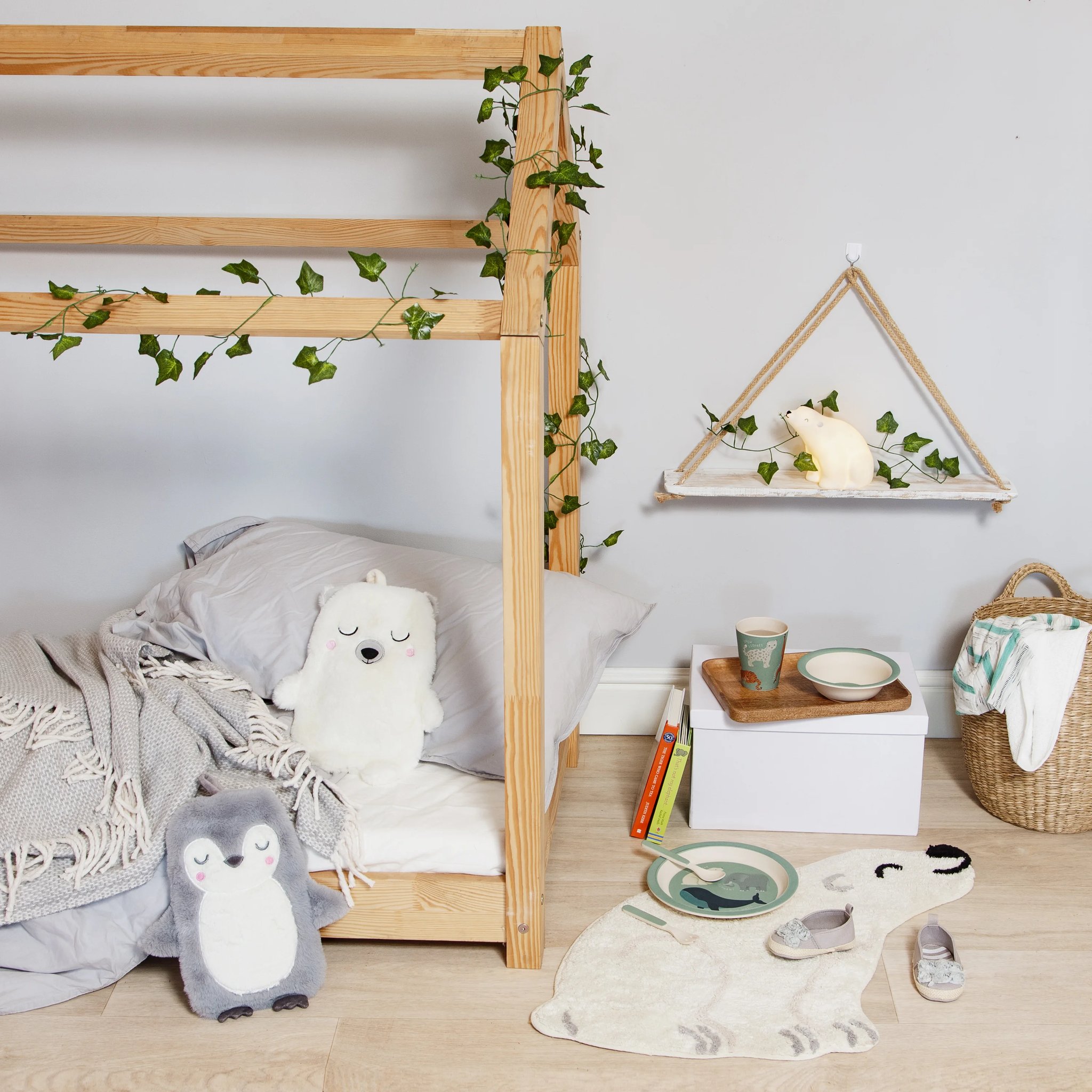 Bouillotte Pingouin Siku dans la chambre d'enfant