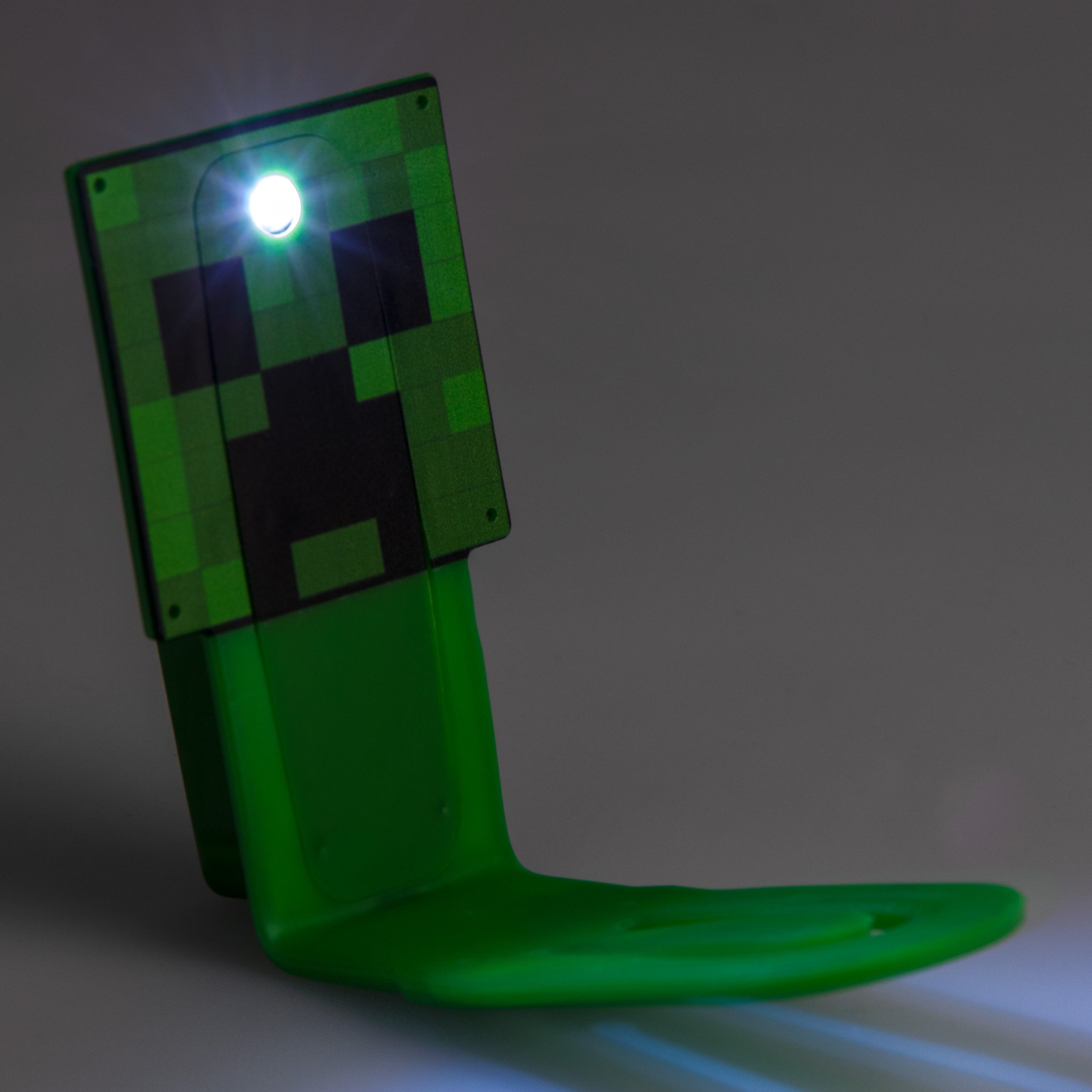 Creeper-Buchleuchte leuchtet im Dunkeln