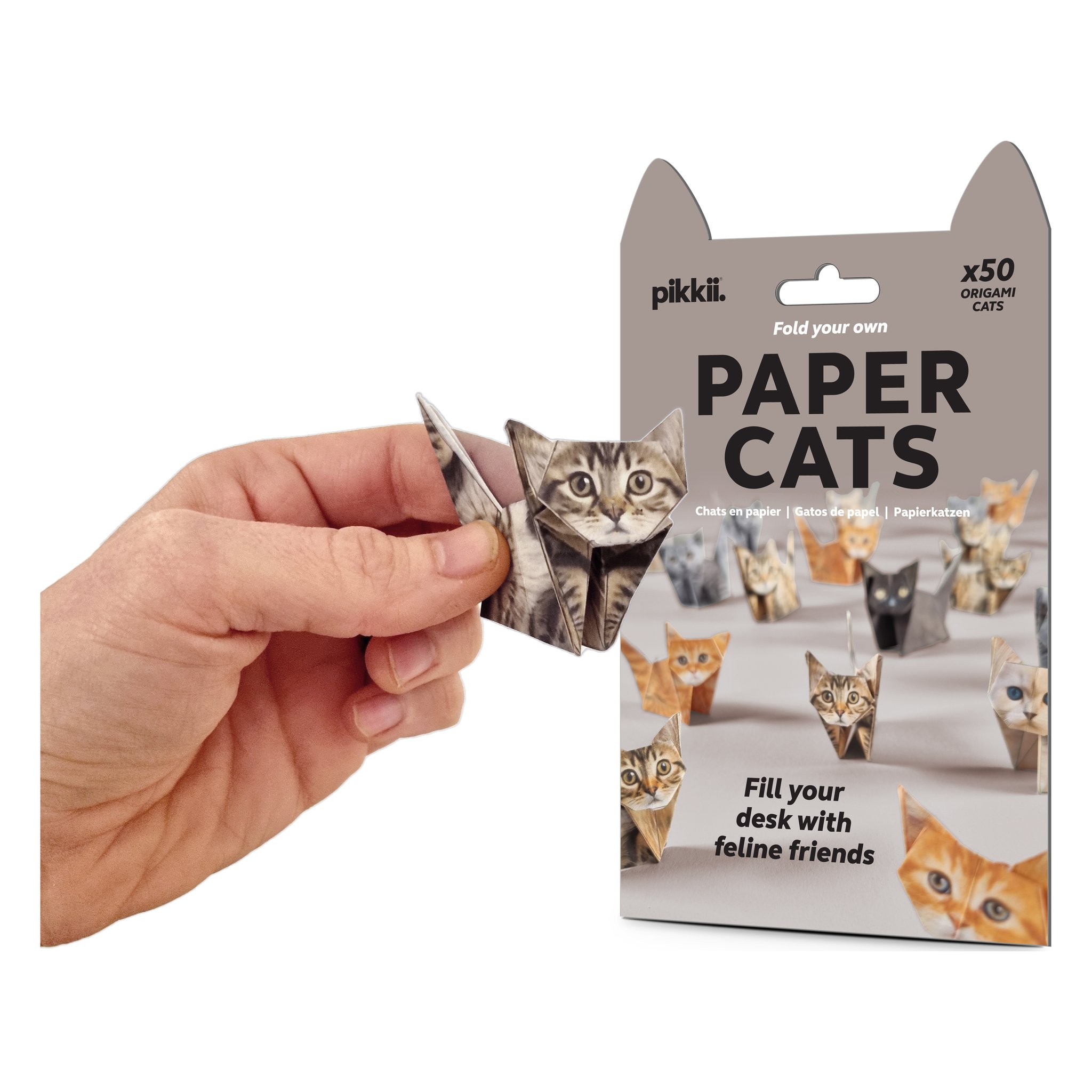 Paper Cats Origami-Set – Verpackung mit gefalteter Katze in der Hand