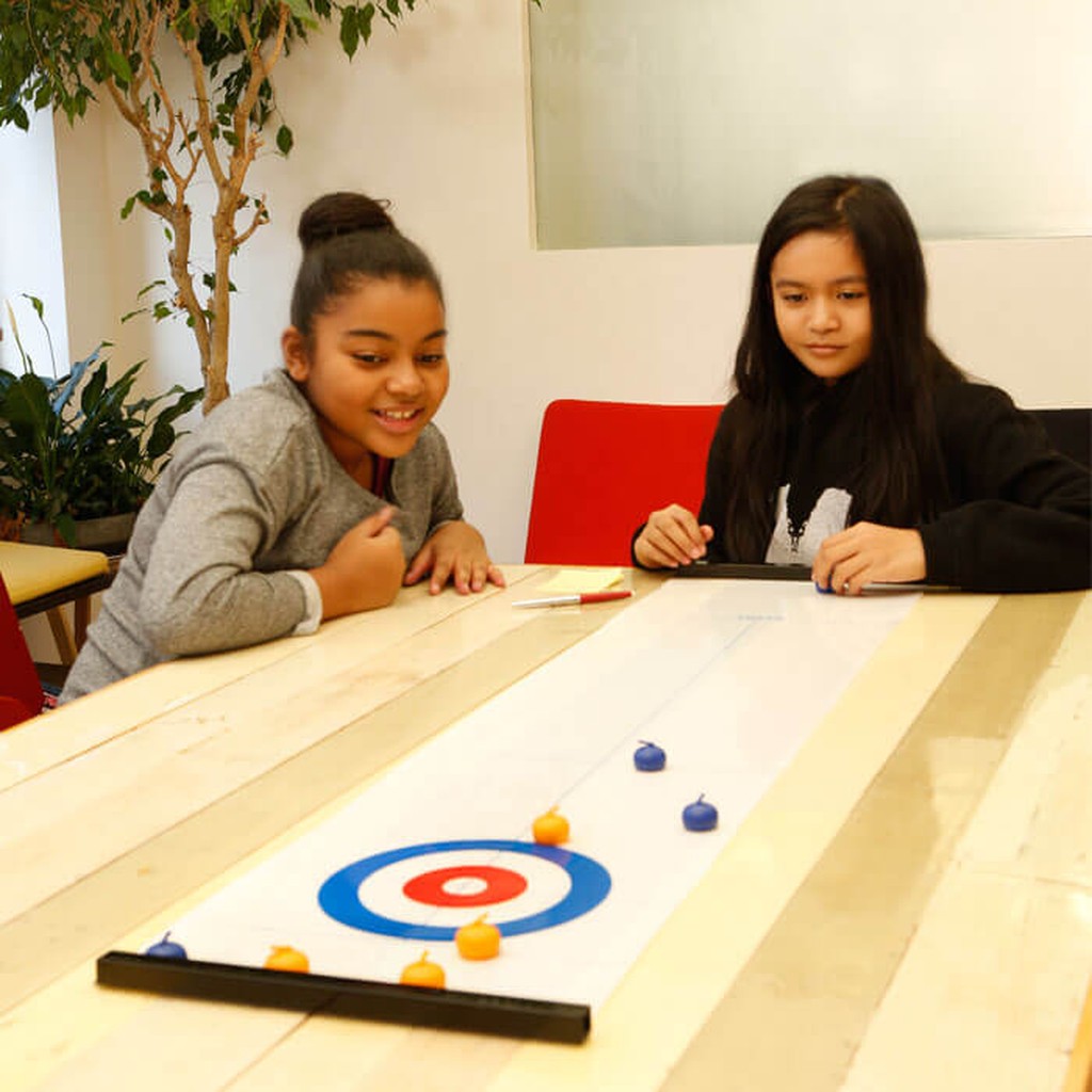 Curling Spiel von Kikkerland