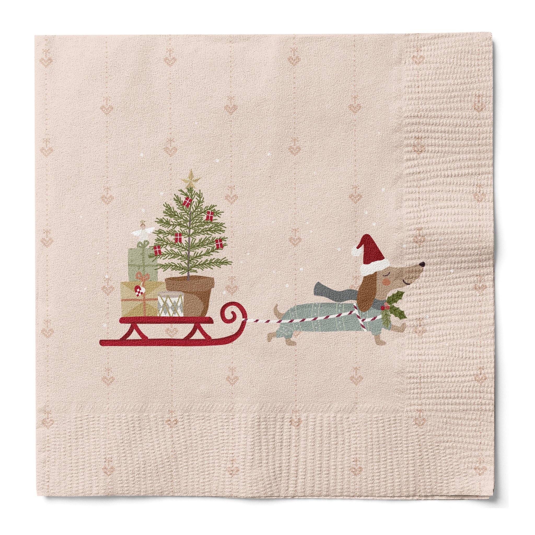Beige Papierserviette: Dackel mit Mütze zieht roten Schlitten mit Tannenbaum und Geschenken