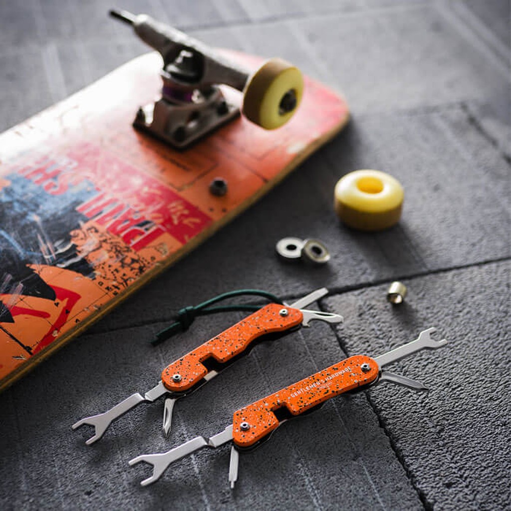 Adrenaline Multitool für Snowboarder, Skifahrer und Skateboarder von Gentlemen's Hardware